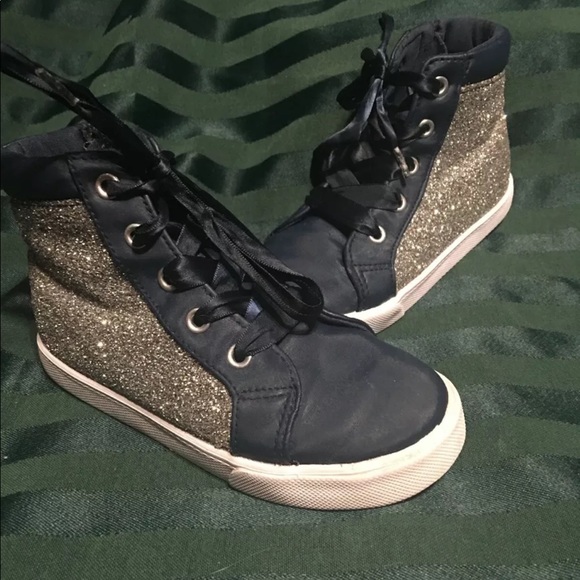 Disney Other - Girls size 10 Frozen Glitter Sneakers